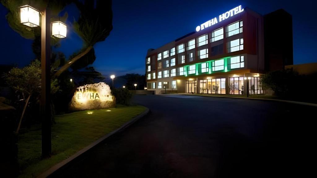 Ewha Hotel Jeju by Eksteriør bilde