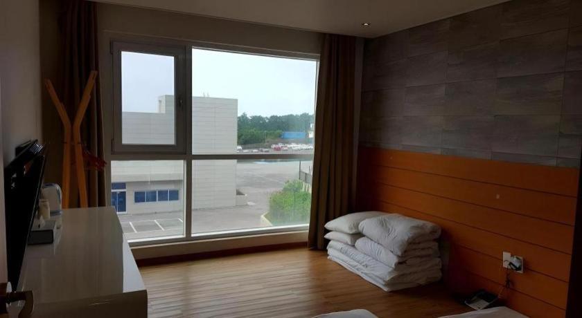 Ewha Hotel Jeju by Eksteriør bilde